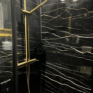 Cocoon Gallery Parijs